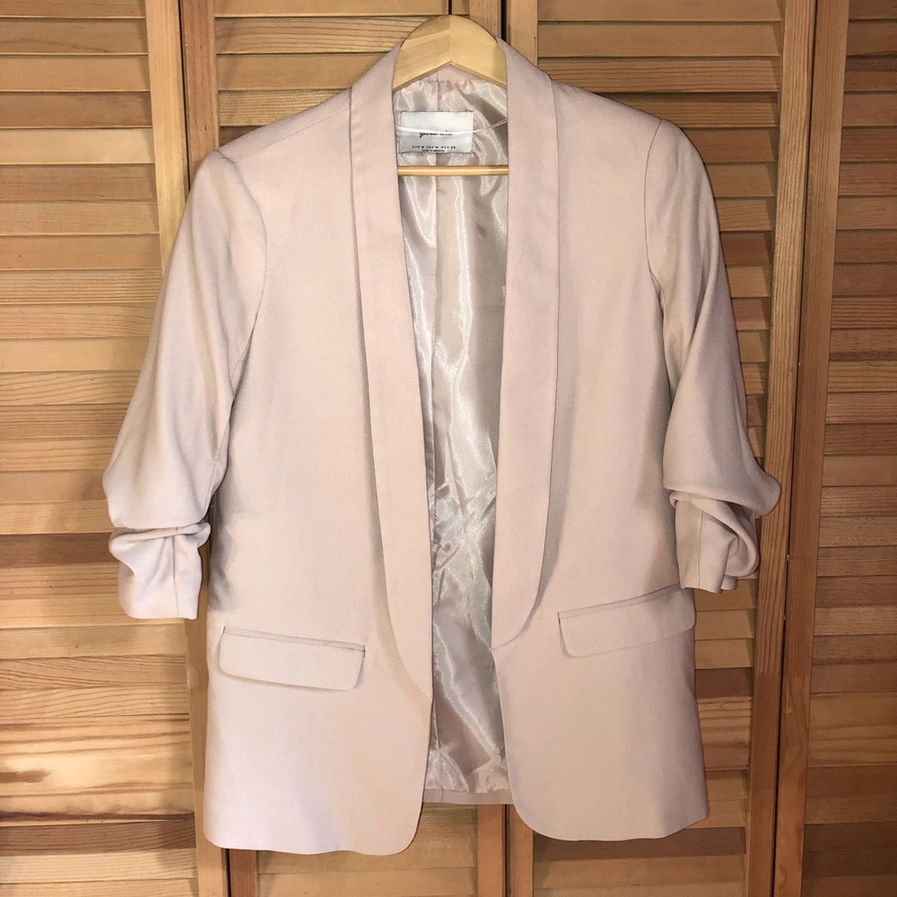 Women’s Blazer with Ruched sleeves